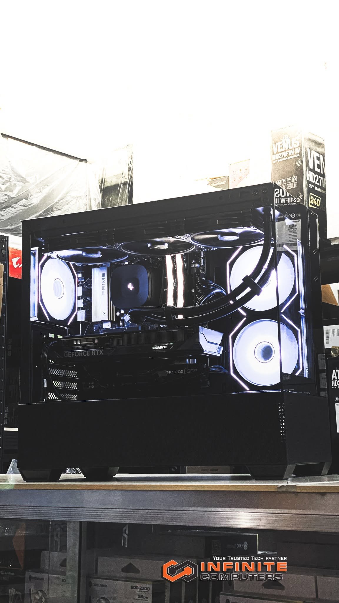 RYZEN 7 7700 + RTX 5060 8GB PC build thumbnail 2